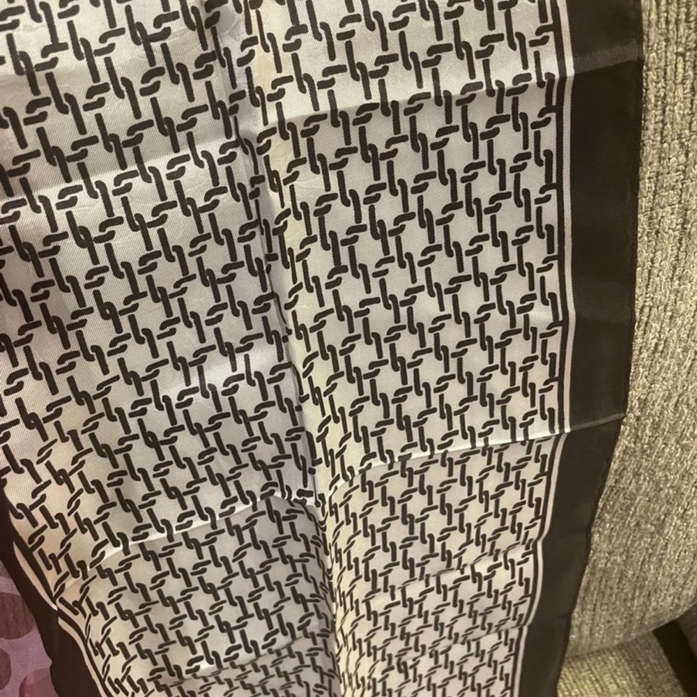 Stylish Multi-Patterned Scarves - Picture 5 of 5